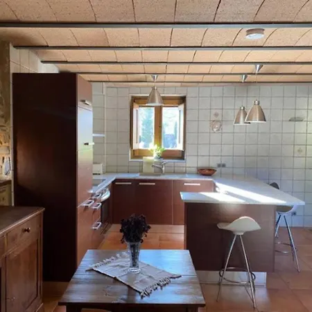 Holiday home Cal Masover, Casa De Piedra Rehabilitada